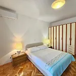 Apartamento Fuer 8 Personen- 150m Vom Entfernt By Interhome Novi Vinodolski