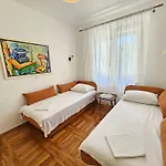 Apartamento Fuer 8 Personen- 150m Vom Entfernt By Interhome Novi Vinodolski