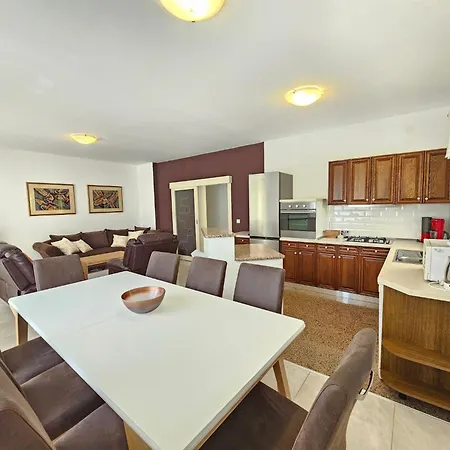 Apartman By Interhome Novi Vinodolski